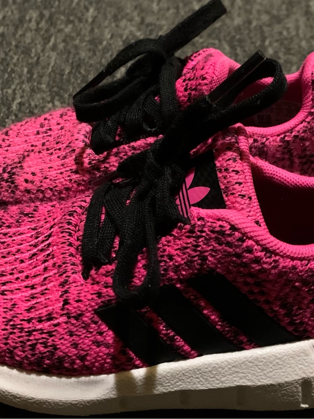 Girls Toddler Adidas Pink & Black Swift Run Sneaker Pink Black Sz.7K Please Read - Picture 2 of 6
